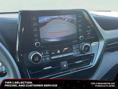 Used 2022 Toyota Highlander L FWD image 35