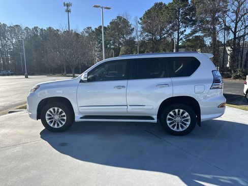 Used 2017 Lexus GX 460 Premium image 7