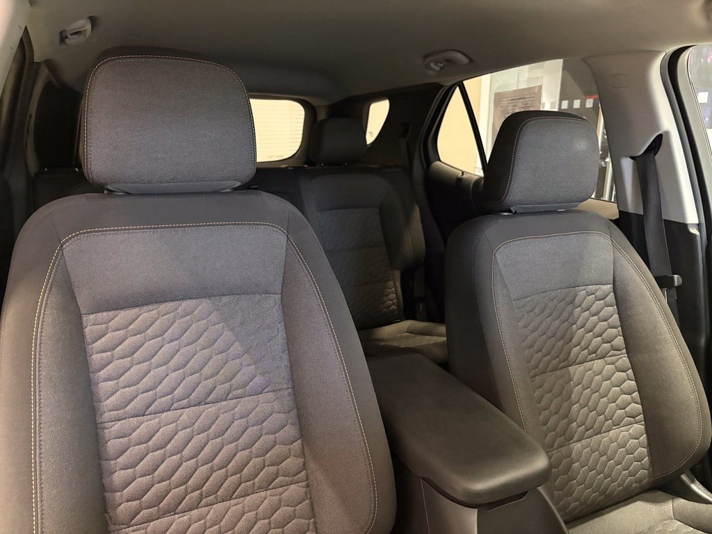 Used 2021 Chevrolet Equinox LT AWD/4WD image 24