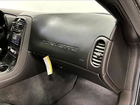Used 2011 Chevrolet Corvette Coupe w/ Preferred Equipment Group image 18
