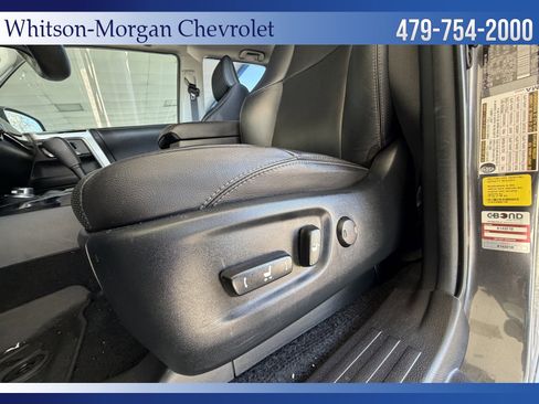 Used 2022 Toyota 4Runner Limited AWD/4WD image 17