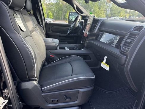 New 2025 RAM 2500 Limited image 13