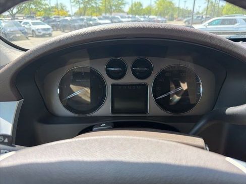 Used 2008 Cadillac Escalade ESV AWD image 24