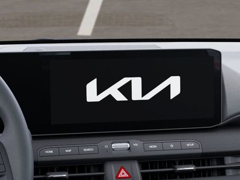 New 2026 Kia K4 FWD image 20