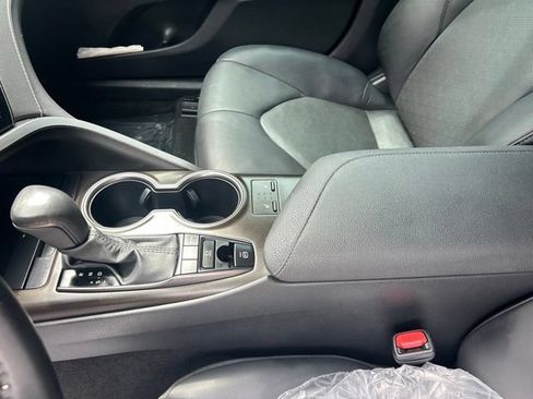 Used 2023 Toyota Camry XSE FWD image 28