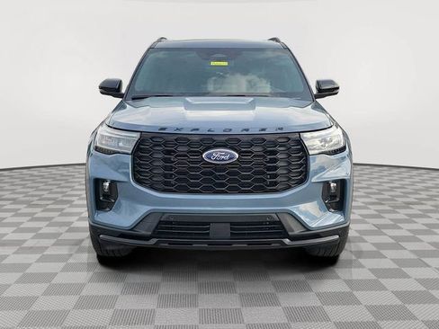 Certified 2025 Ford Explorer ST-Line w/ Premium Package AWD/4WD image 7