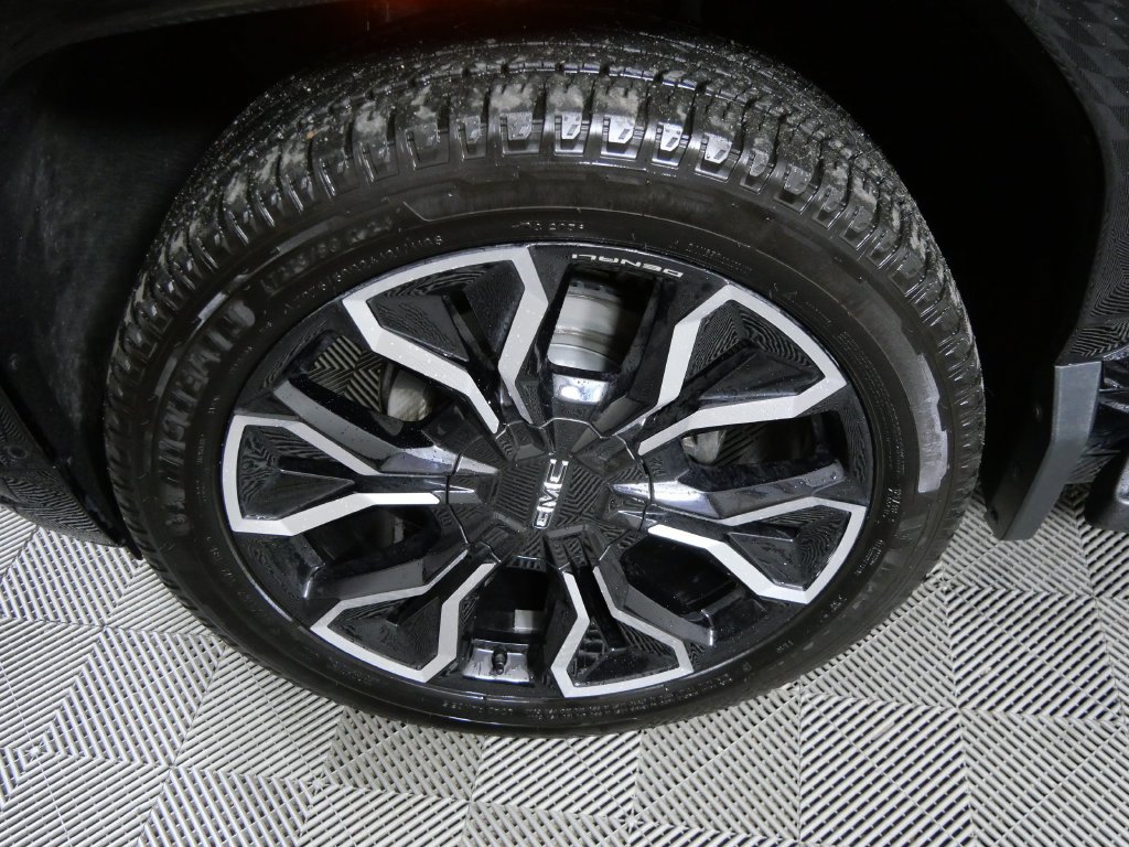 Used 2024 GMC Sierra EV Denali AWD/4WD image 7