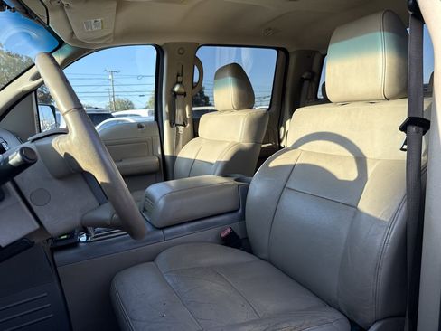 Used 2007 Ford F150 XLT RWD image 8