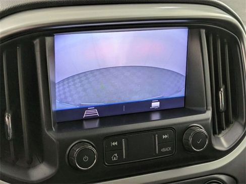 Used 2022 Chevrolet Colorado LT w/ Safety Package image 24