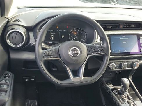 Certified 2023 Nissan Kicks SV image 15