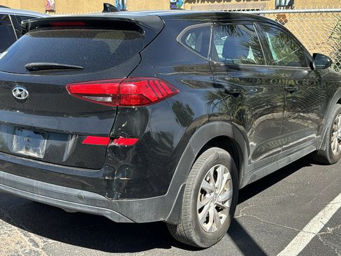 Used 2021 Hyundai Tucson SE image 4