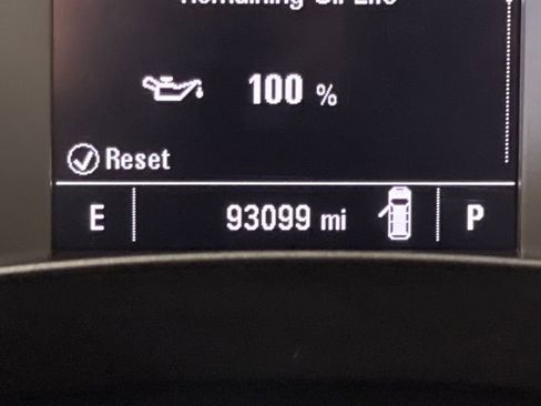 Used 2020 Chevrolet Traverse LS image 21