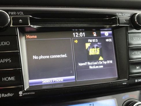 Used 2018 Toyota RAV4 XLE image 32