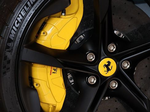 Certified 2022 Ferrari SF90 Spider AWD/4WD image 6