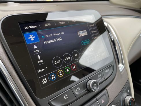 Used 2024 Chevrolet Malibu LT image 21