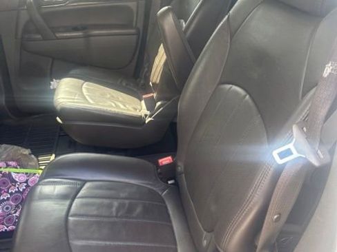 Used 2014 Buick Enclave Leather AWD/4WD image 8