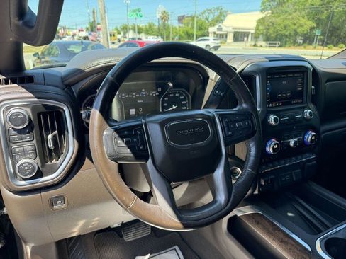 Used 2020 GMC Sierra 1500 Denali w/ Technology Package AWD/4WD image 15