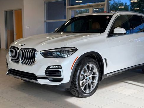 Used 2019 BMW X5 xDrive40i w/ Convenience Package AWD/4WD image 3