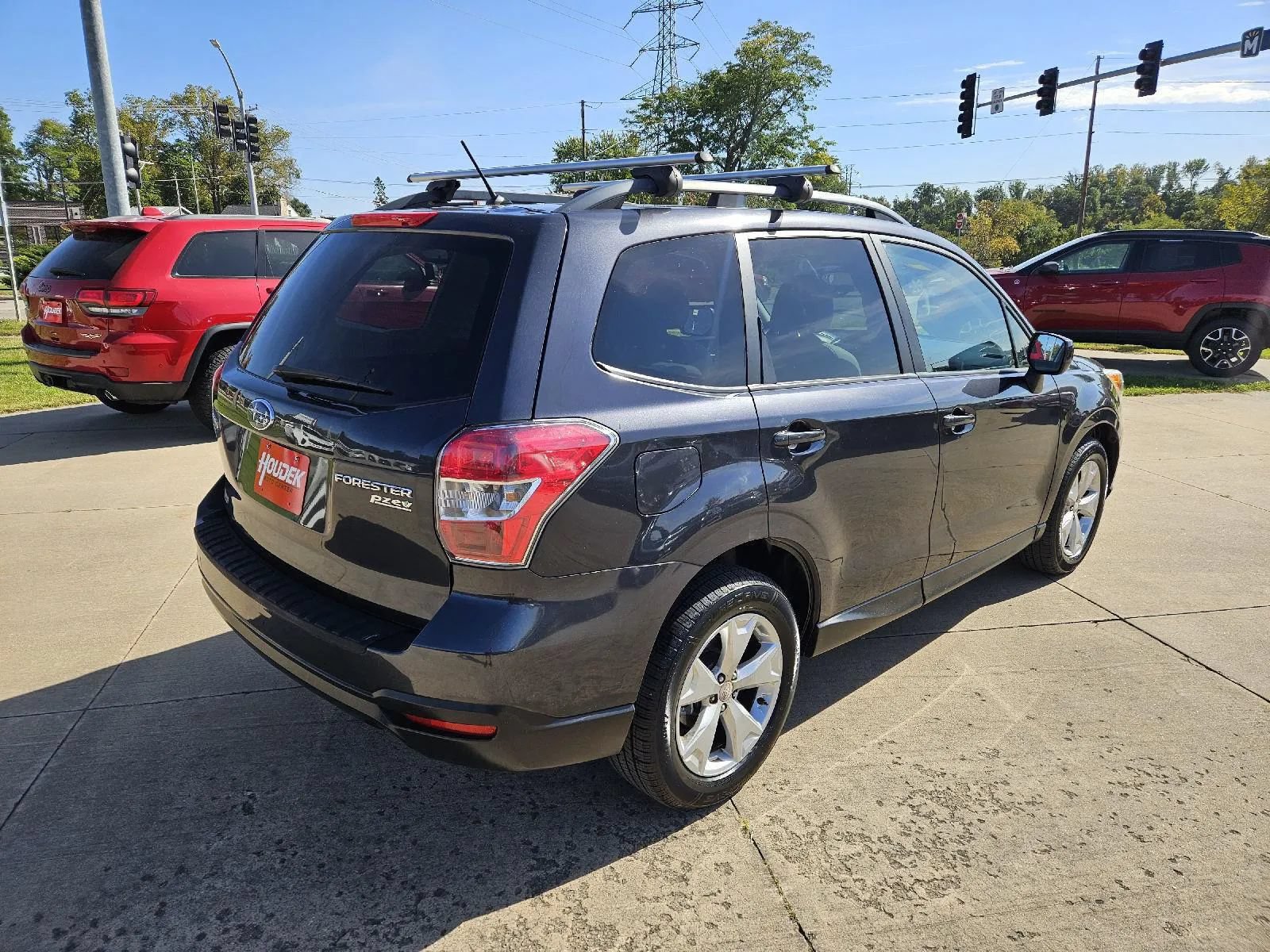 Used 2015 Subaru Forester 2.5i Premium w/ All-Weather Package AWD/4WD image 6