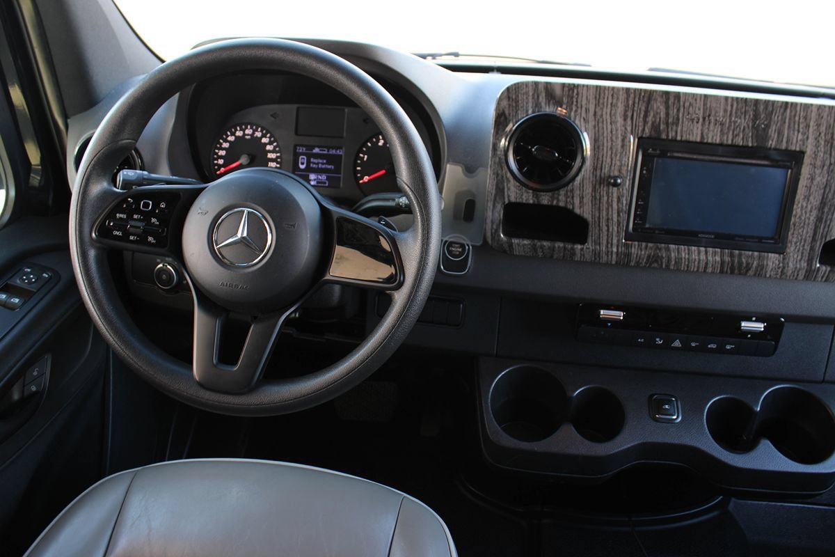 Used 2019 Mercedes-Benz Sprinter 170 image 17