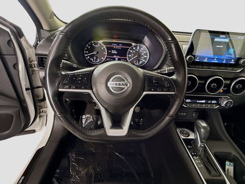Used 2021 Nissan Sentra SV FWD image 13