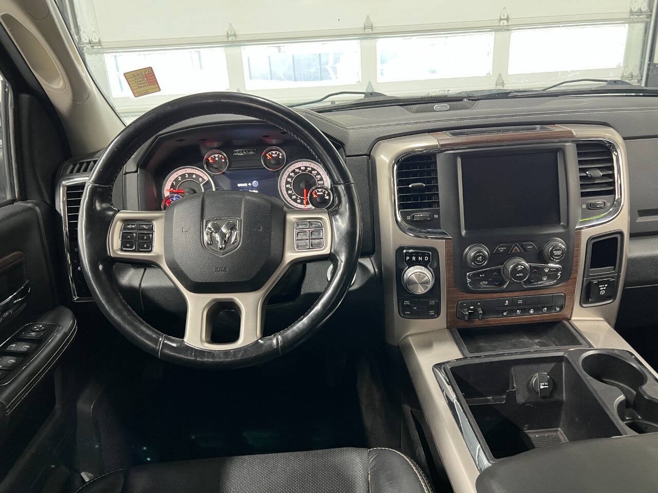Used 2015 RAM 1500 Laramie w/ Convenience Group AWD/4WD image 8