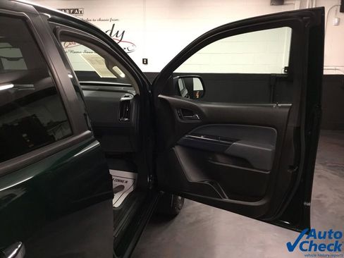 Used 2015 Chevrolet Colorado Z71 image 44
