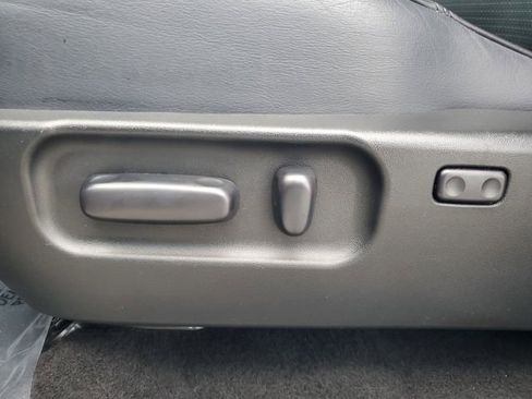 Used 2023 Toyota Tacoma Limited image 16