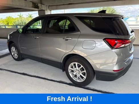 Used 2023 Chevrolet Equinox LS w/ LS Convenience Package FWD image 17