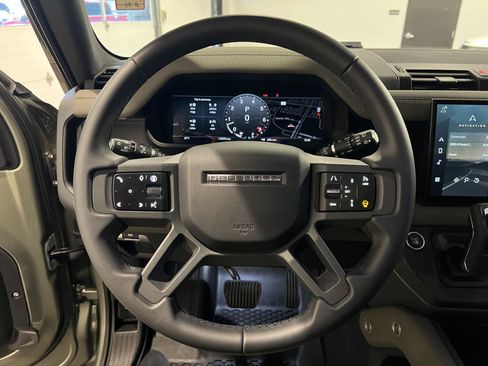 Used 2025 Land Rover Defender 110 S AWD/4WD image 13