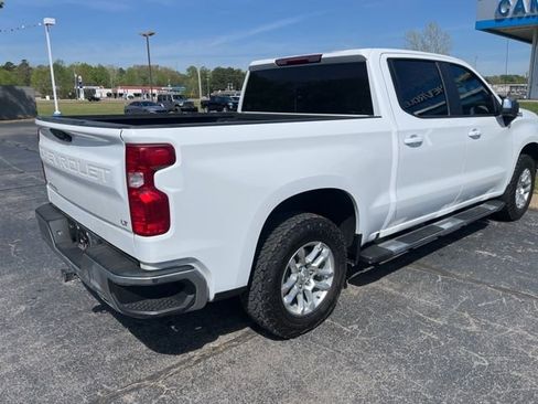 Used 2025 Chevrolet Silverado 1500 LT image 3