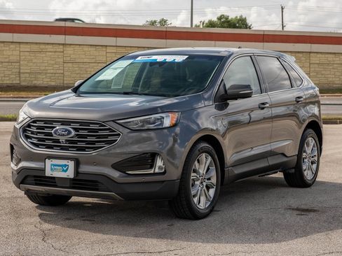 Used 2023 Ford Edge Titanium w/ Equipment Group 301A image 3