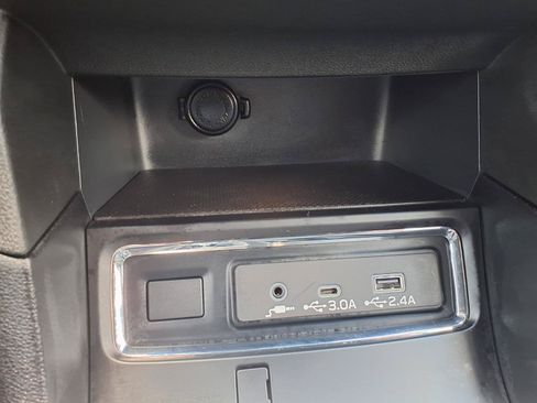 Used 2026 Subaru Ascent Premium AWD/4WD image 8
