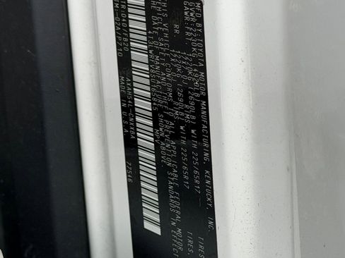 Used 2025 Toyota RAV4 LE AWD/4WD image 21