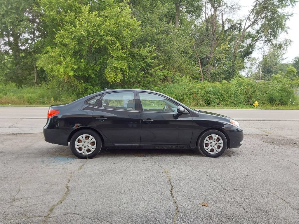 Used 2010 Hyundai Elantra GLS FWD image 4