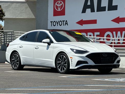 Used 2021 Hyundai Sonata Limited FWD image 8