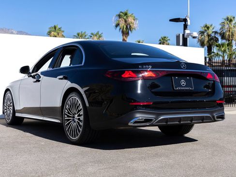 Used 2026 Mercedes-Benz E 350 4MATIC Sedan image 7