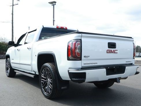 Used 2017 GMC Sierra 1500 Denali w/ Denali Ultimate Package image 9