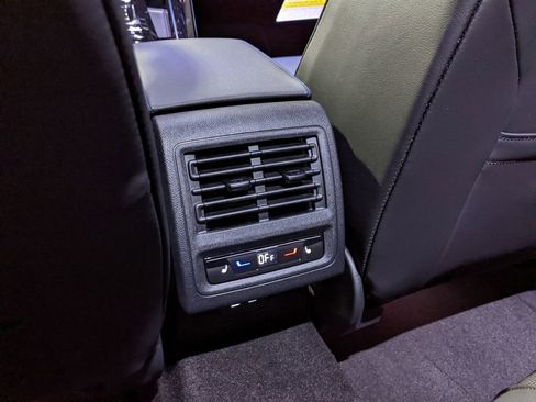 New 2026 Volkswagen Golf image 25