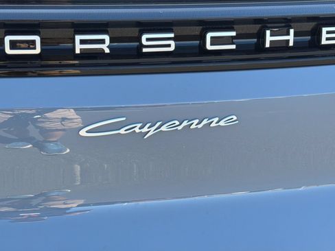 Certified 2026 Porsche Cayenne Coupe AWD/4WD image 28