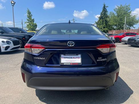 Used 2024 Toyota Corolla LE FWD image 7