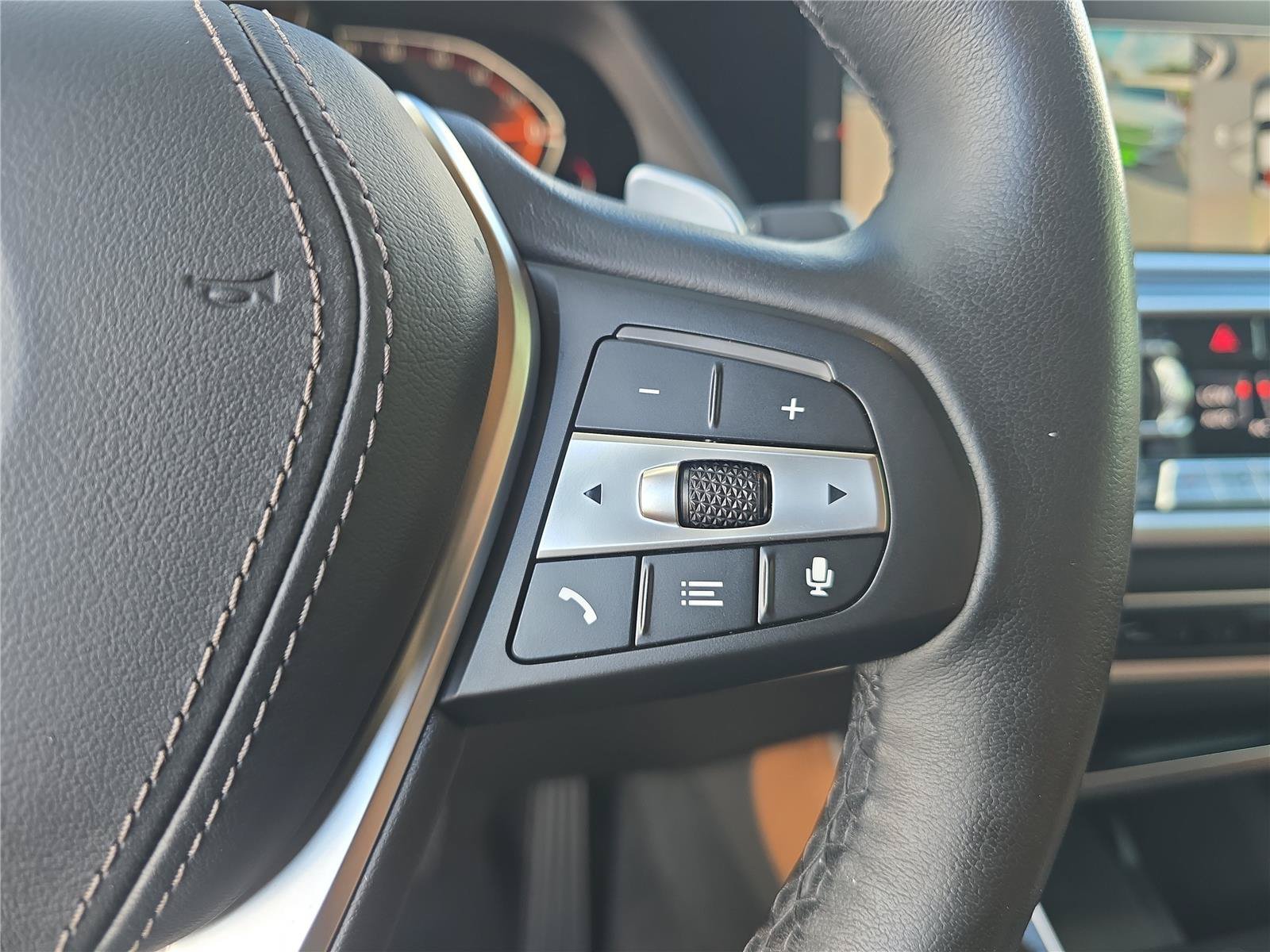 Used 2021 BMW X5 sDrive40i w/ Premium Package RWD image 23