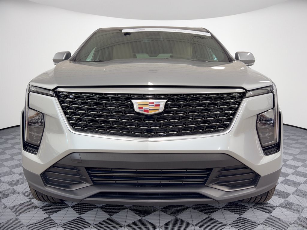 Used 2024 Cadillac XT4 Luxury FWD image 6