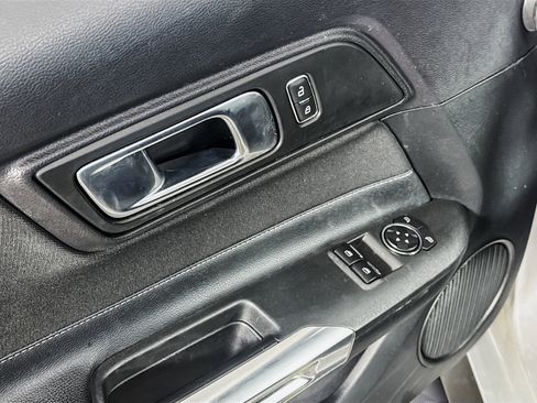 Used 2019 Ford Mustang Coupe image 24