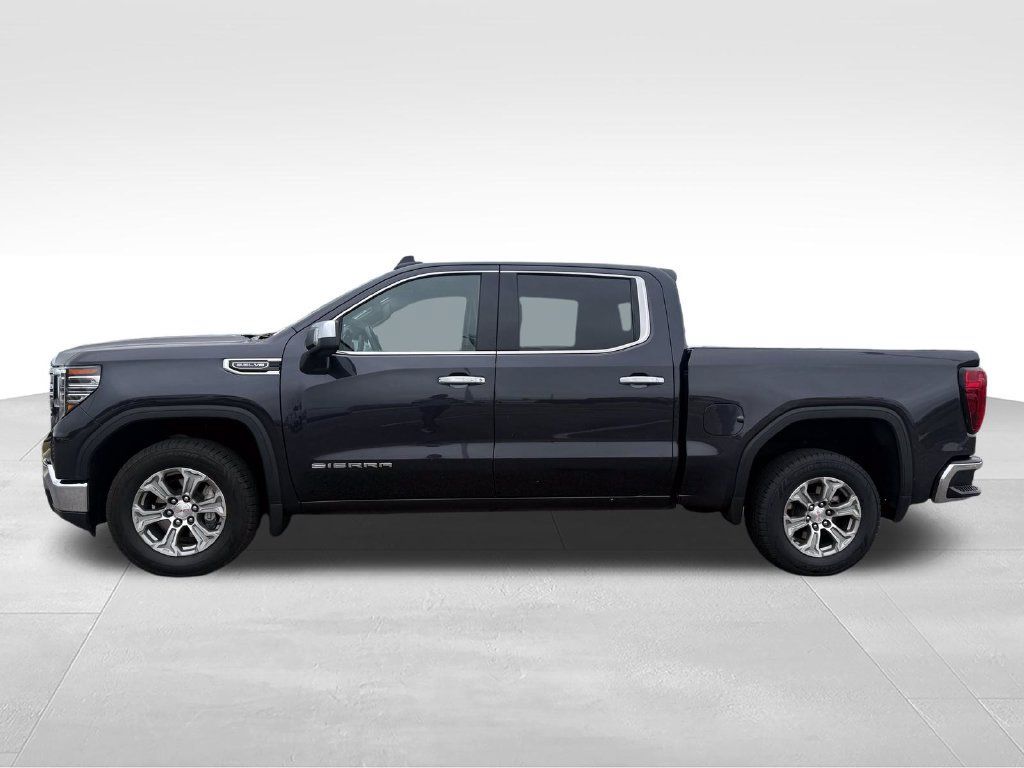 Used 2025 GMC Sierra 1500 SLT RWD image 2