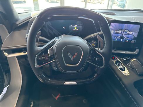 Used 2024 Chevrolet Corvette Z06 RWD image 15