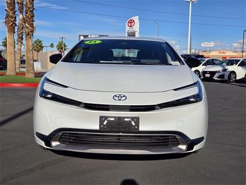 Certified 2025 Toyota Prius Limited image 7