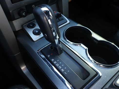 Used 2010 Ford F150 Raptor image 20