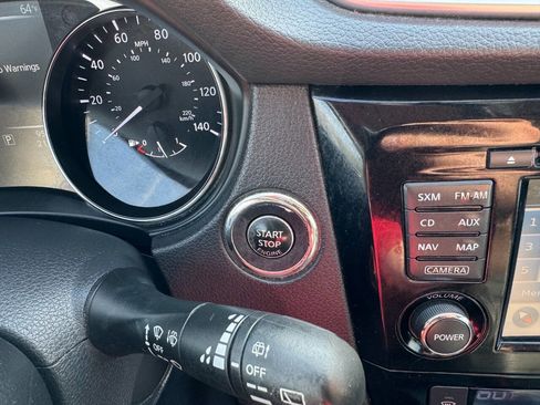 Used 2015 Nissan Rogue SL image 51