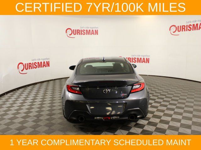 Used 2025 Toyota GR86 RWD image 5